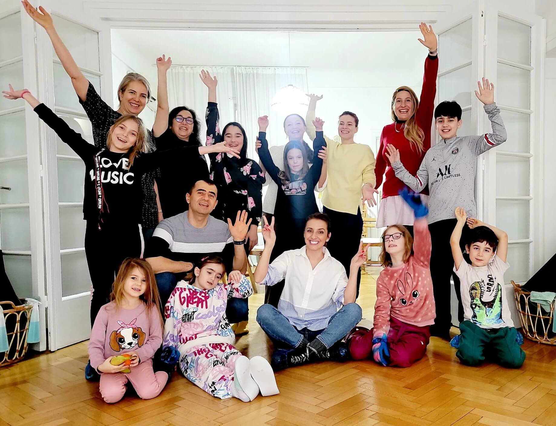 a91e7e10-5898-48f8-8278-52c39b9816de ateliere parinti copii bucuresti